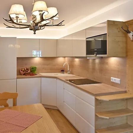 Апартаменты Edelweiss *